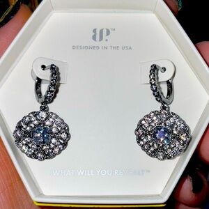 Bomb Party OG 2024 A Mirrored Gaze earrings